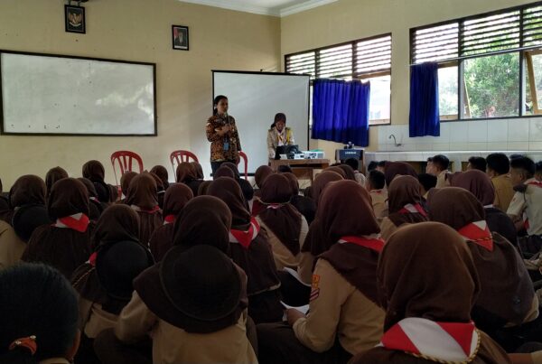 Gerakan Pramuka Ambalan Ir. Sukarno-Fatmawati Menolak Terjebak Narkoba