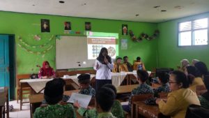 CEGAH PENYALAHGUNAAN NARKOBA, BNN BEKALI SISWA MTs. MA'ARIF NU 13 TLAHAB LOR DENGAN PENGETAHUAN BAHAYA NARKOBA