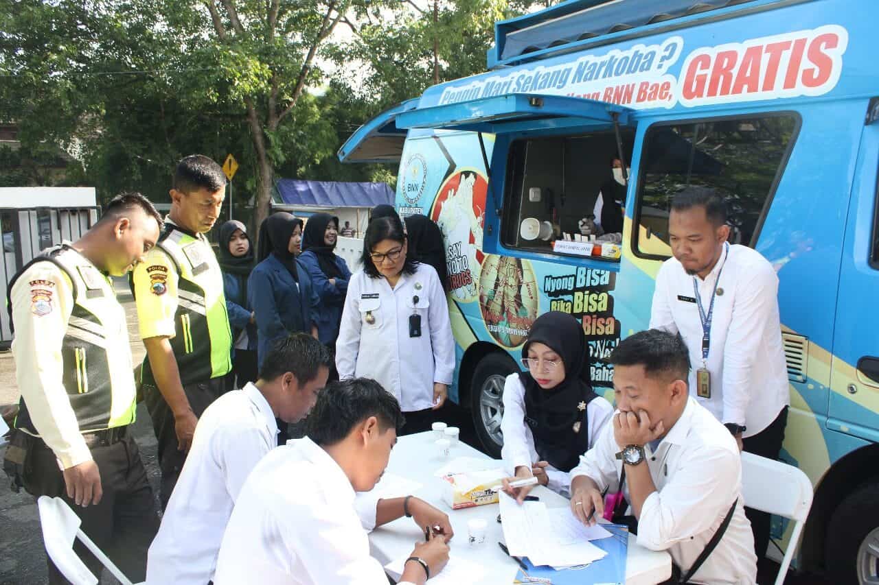Cek Urine Personil BNN