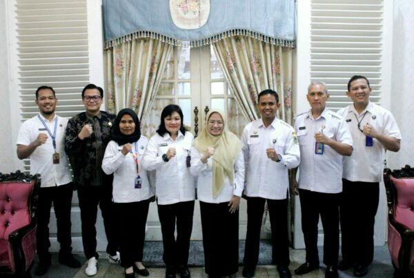BUPATI BANJARNEGARA DUKUNG PENUH EKSISTENSI BNN BUPATI BANJARNEGARA DUKUNG PENUH EKSISTENSI BNN